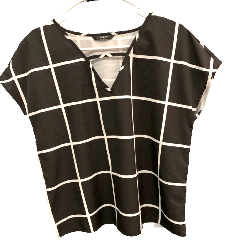 SHEIN Black and White Top